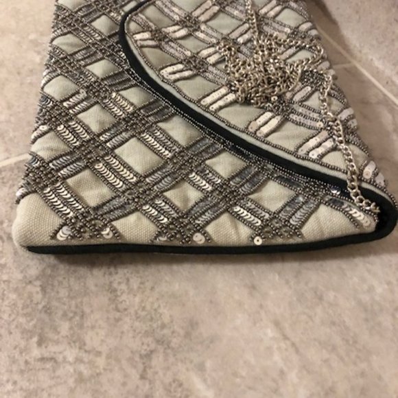 Silver and Gray Sequined Canvas Shoulder Bag - Picture 7 of 12